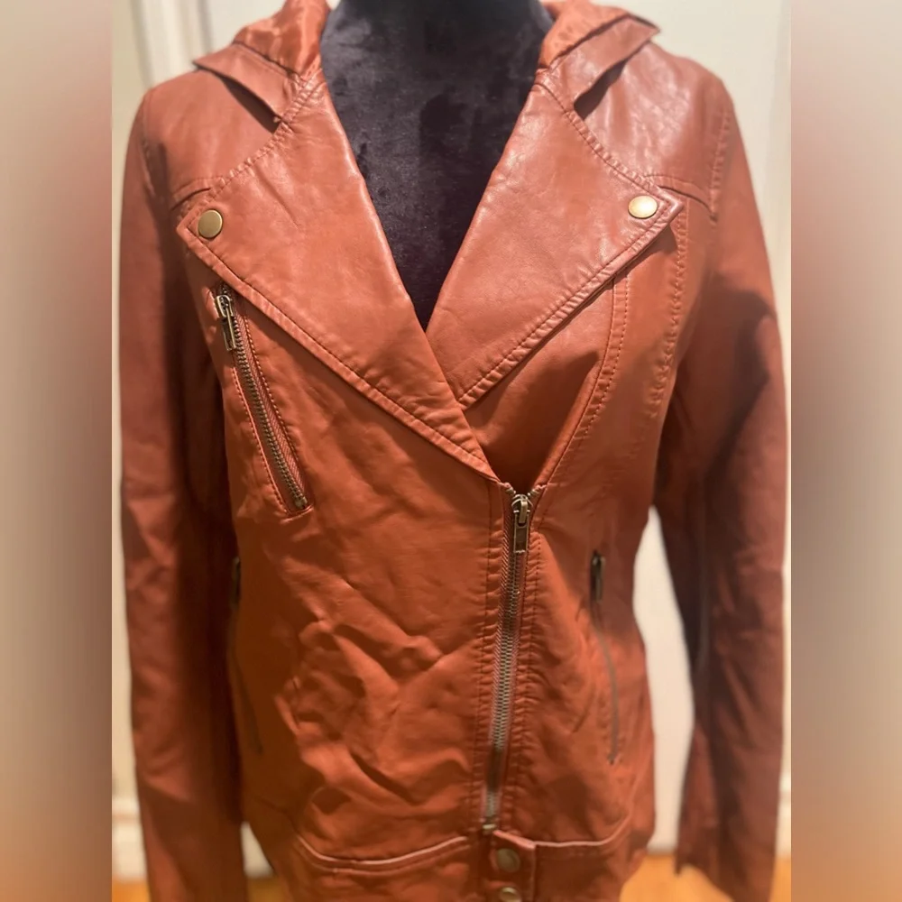 TOBI Vegan Faux Leather Hooded Motorcycle Moto‎ Zippered Brown Jacket Size Small